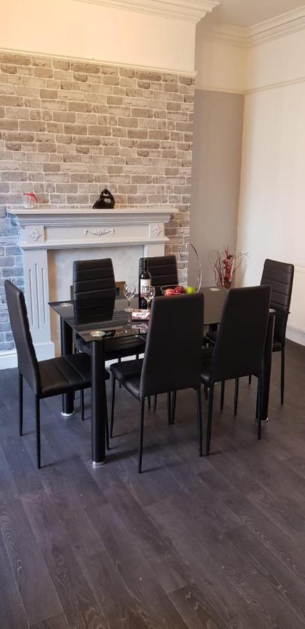 Vila Riverpool - Elegant House 1 Minute Walk To Anfield Stadium Liverpool Exteriér fotografie