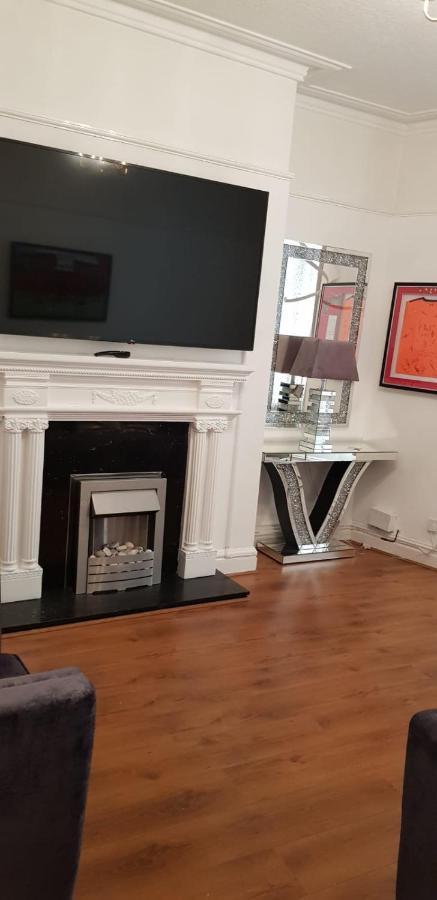 Vila Riverpool - Elegant House 1 Minute Walk To Anfield Stadium Liverpool Exteriér fotografie