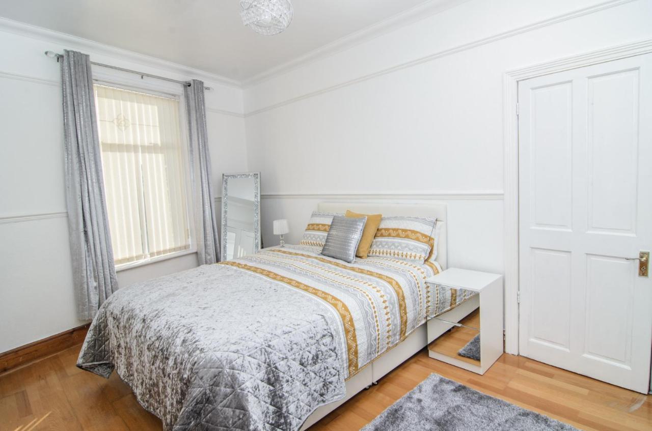 Vila Riverpool - Elegant House 1 Minute Walk To Anfield Stadium Liverpool Exteriér fotografie